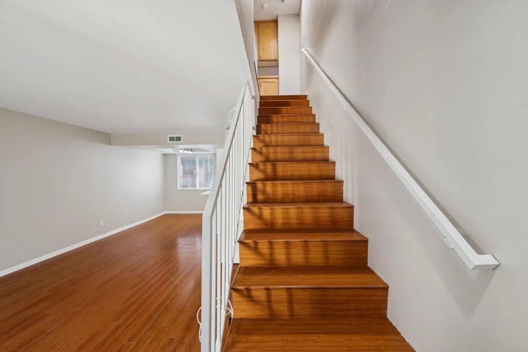 property for rent #9