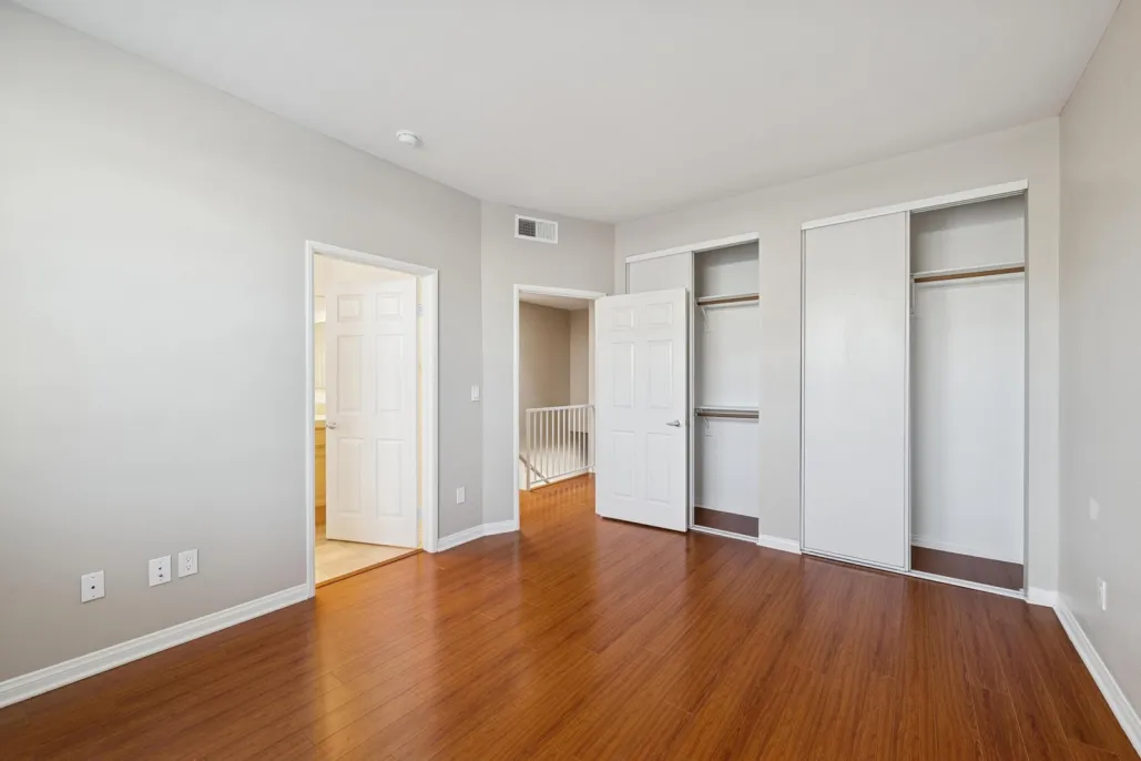 property for rent #12