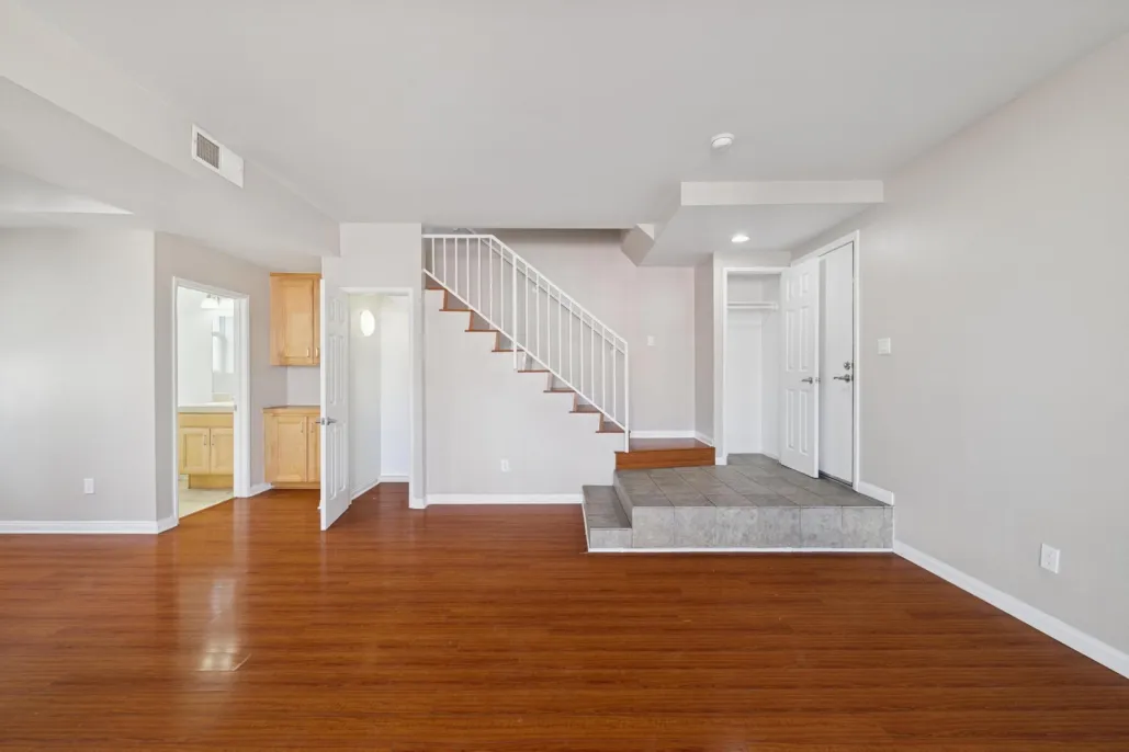 property for rent #27