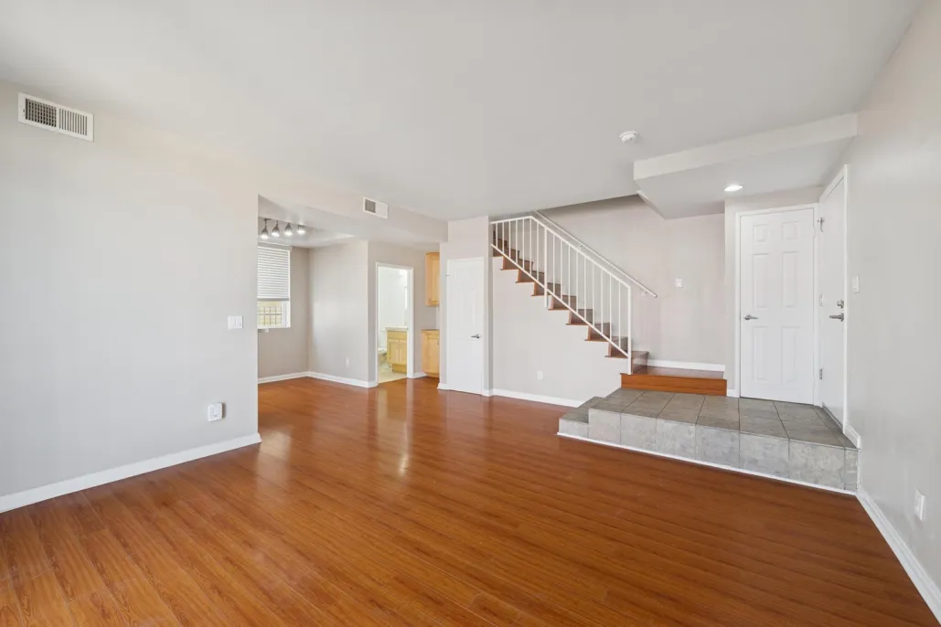 property for rent #26