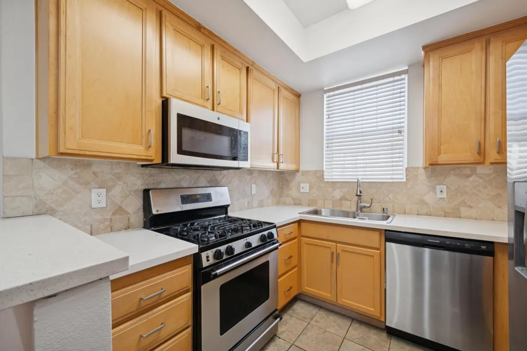 property for rent #21