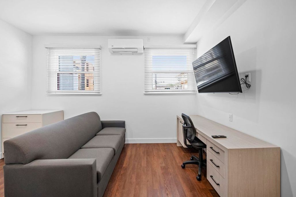 property for rent #1