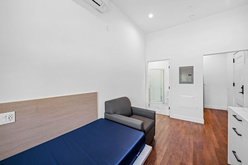 property for rent #20