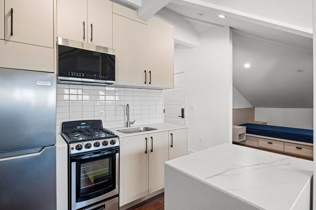 property for rent #62