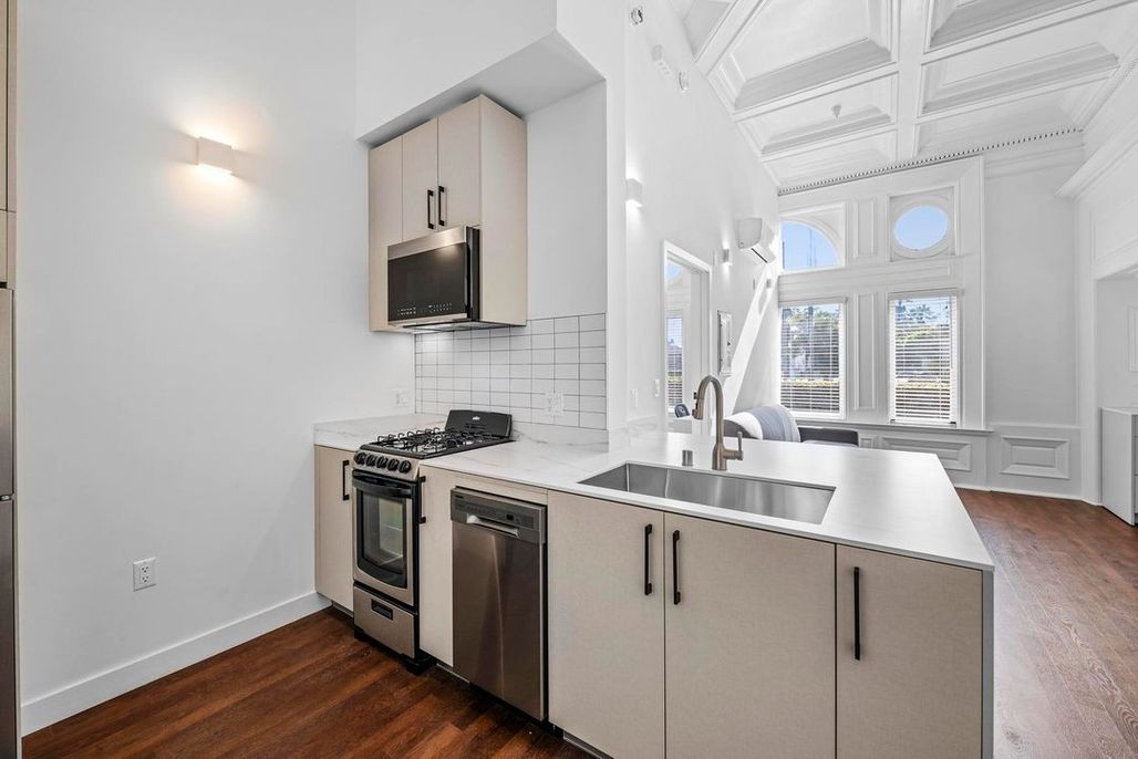 property for rent #23