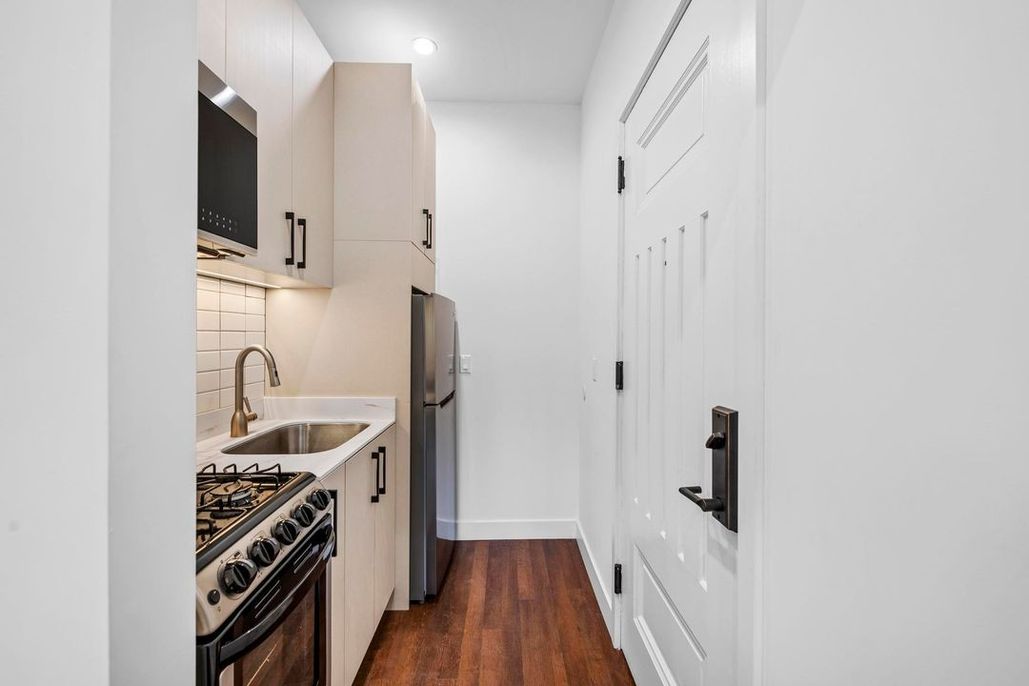 property for rent #14