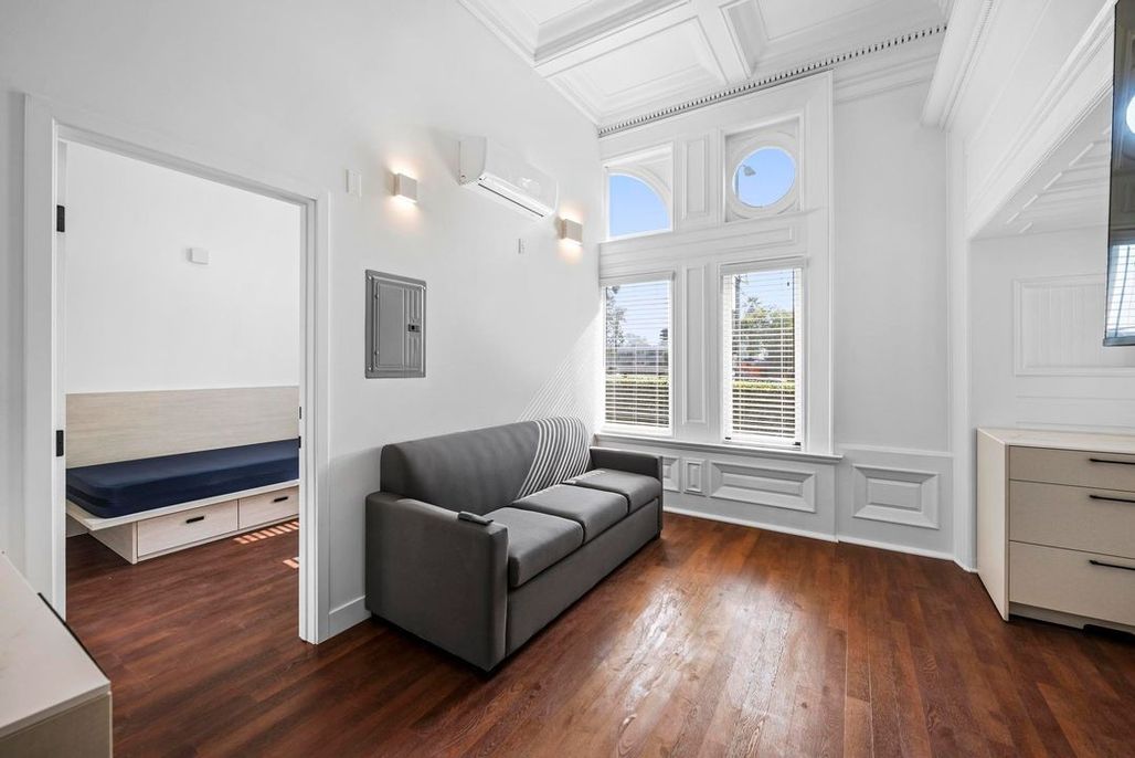 property for rent #26