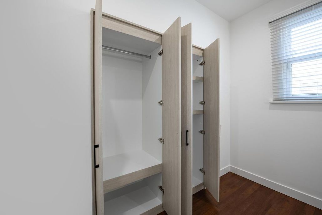 property for rent #10