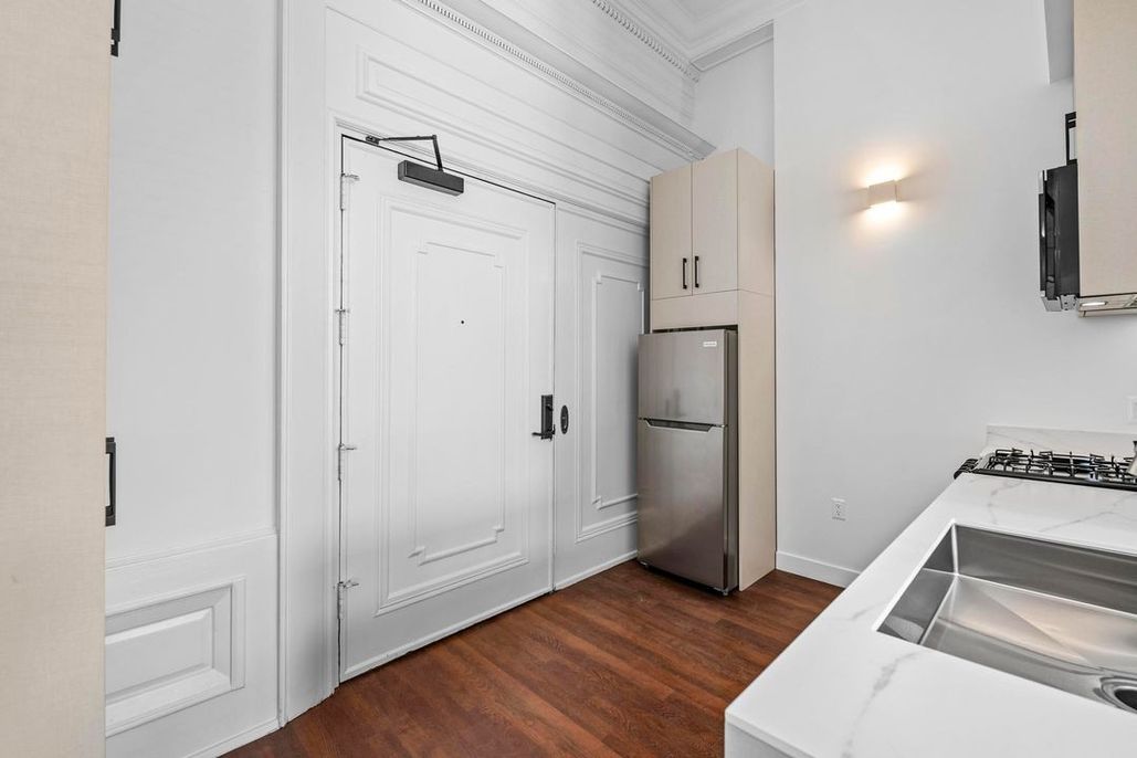 property for rent #24