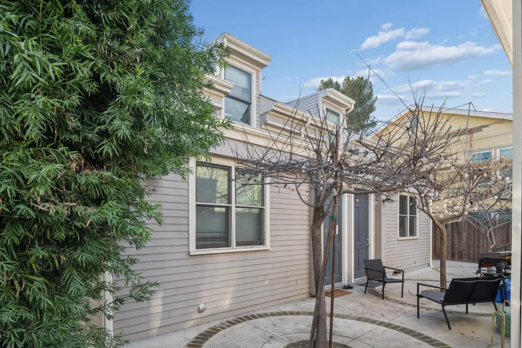 property for rent #2