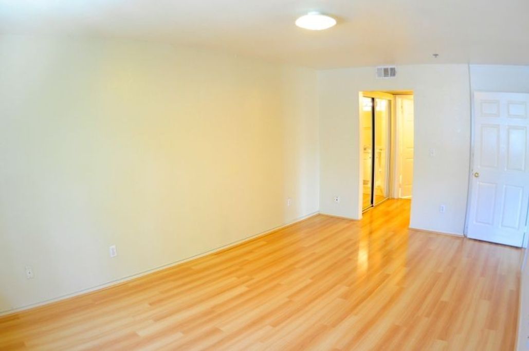 property for rent #8