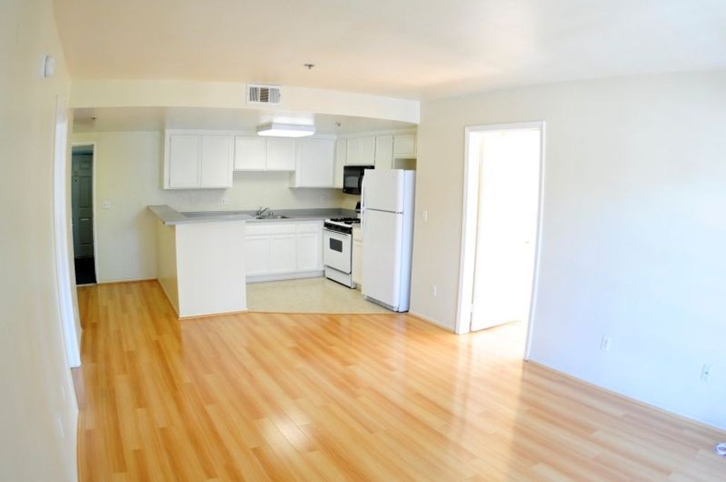 property for rent #17