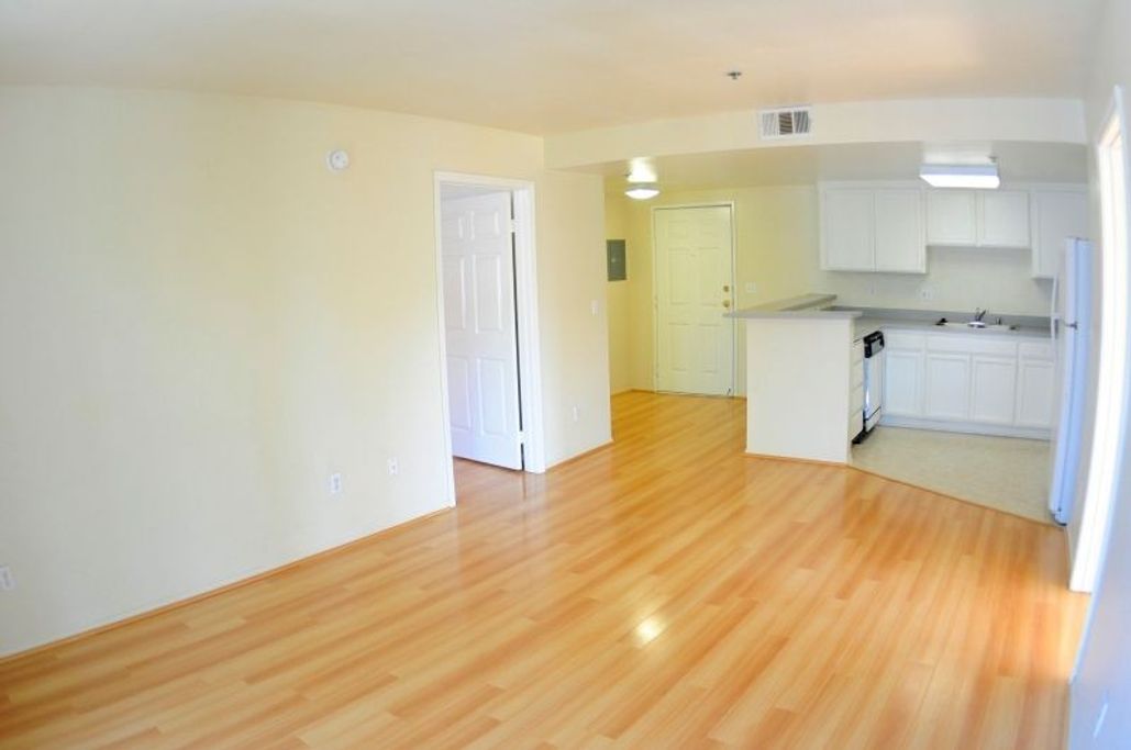 property for rent #18