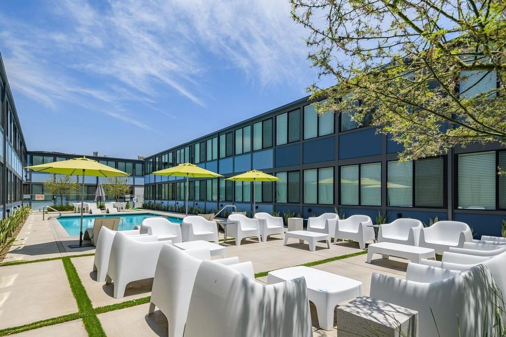 property for rent #8