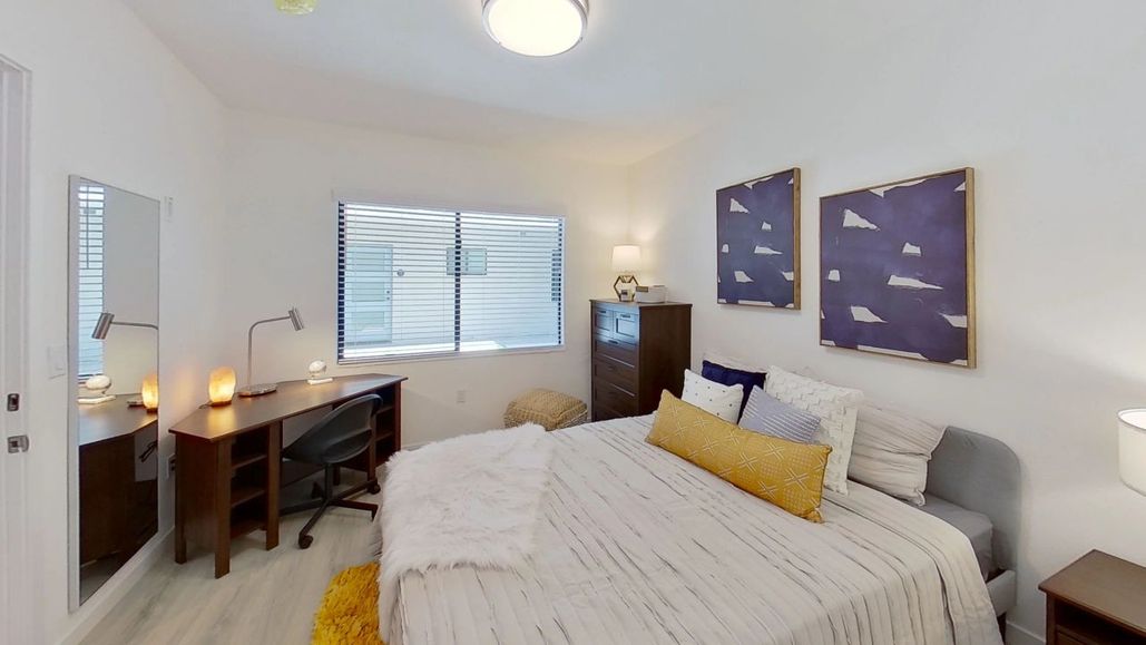 property for rent #12