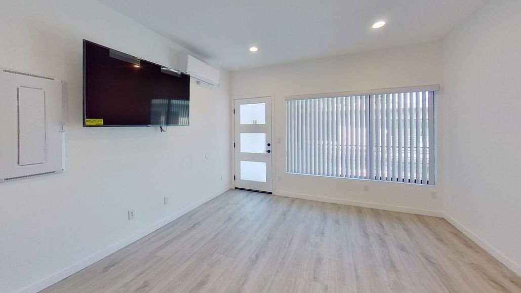 property for rent #27