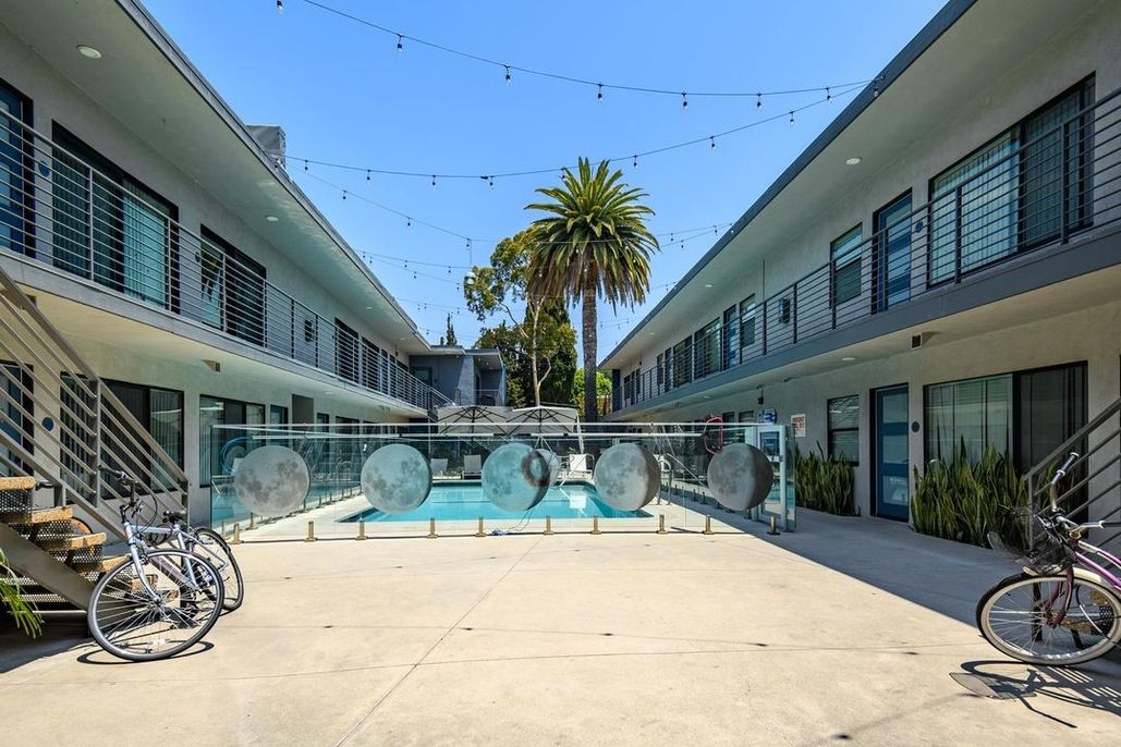 property for rent #24