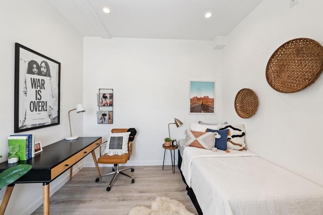 property for rent #9