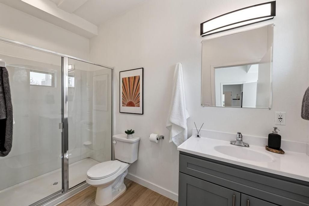 property for rent #16