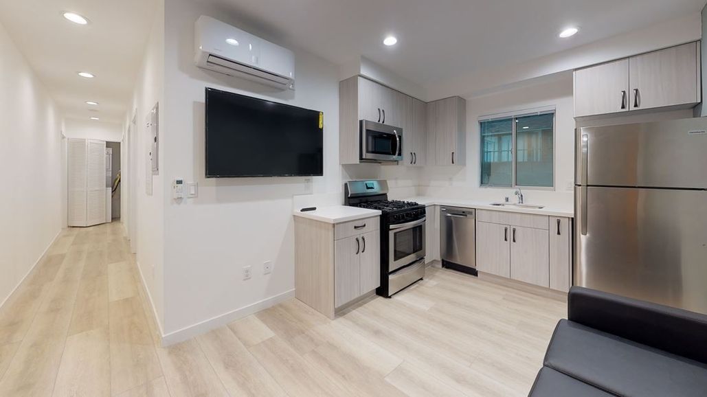 property for rent #14