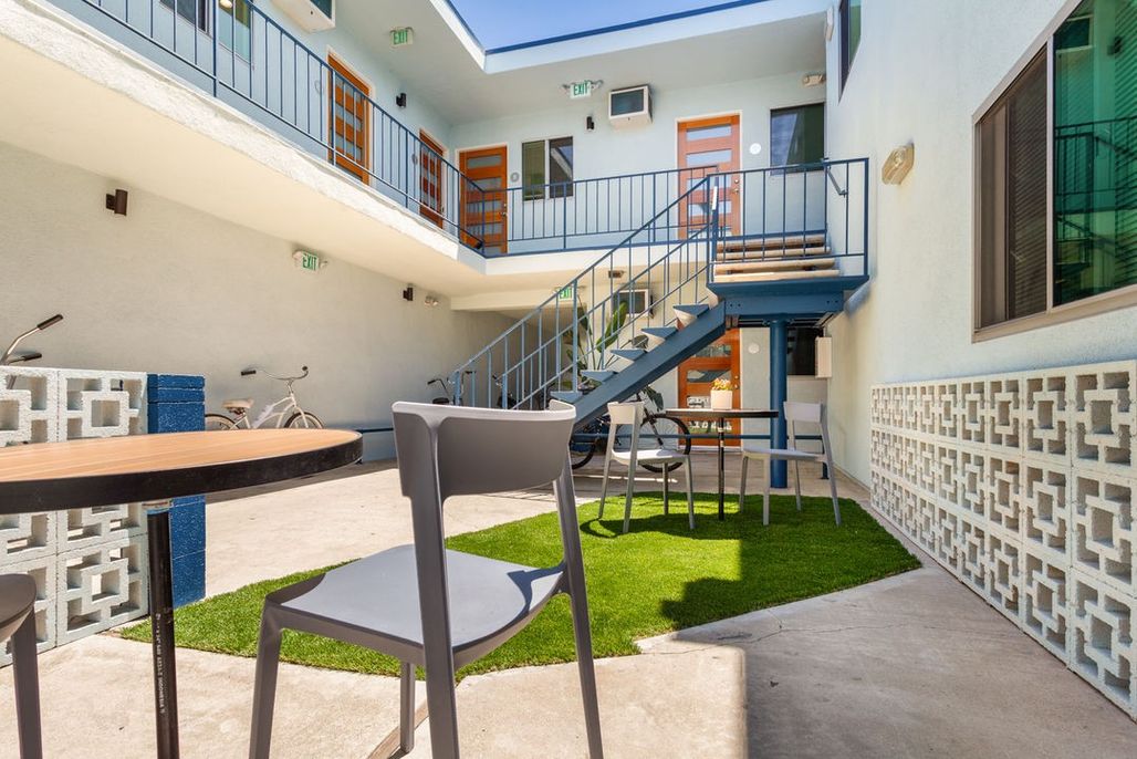 property for rent #5