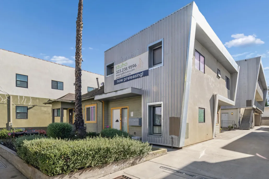 property for rent #9