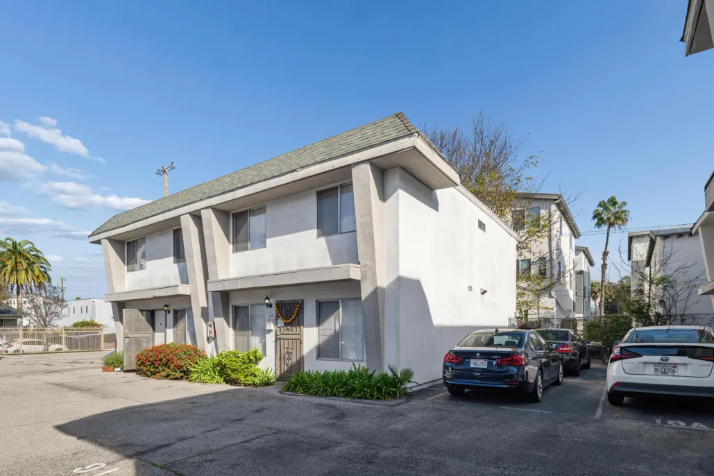 property for rent #1