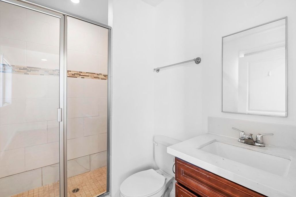 property for rent #77