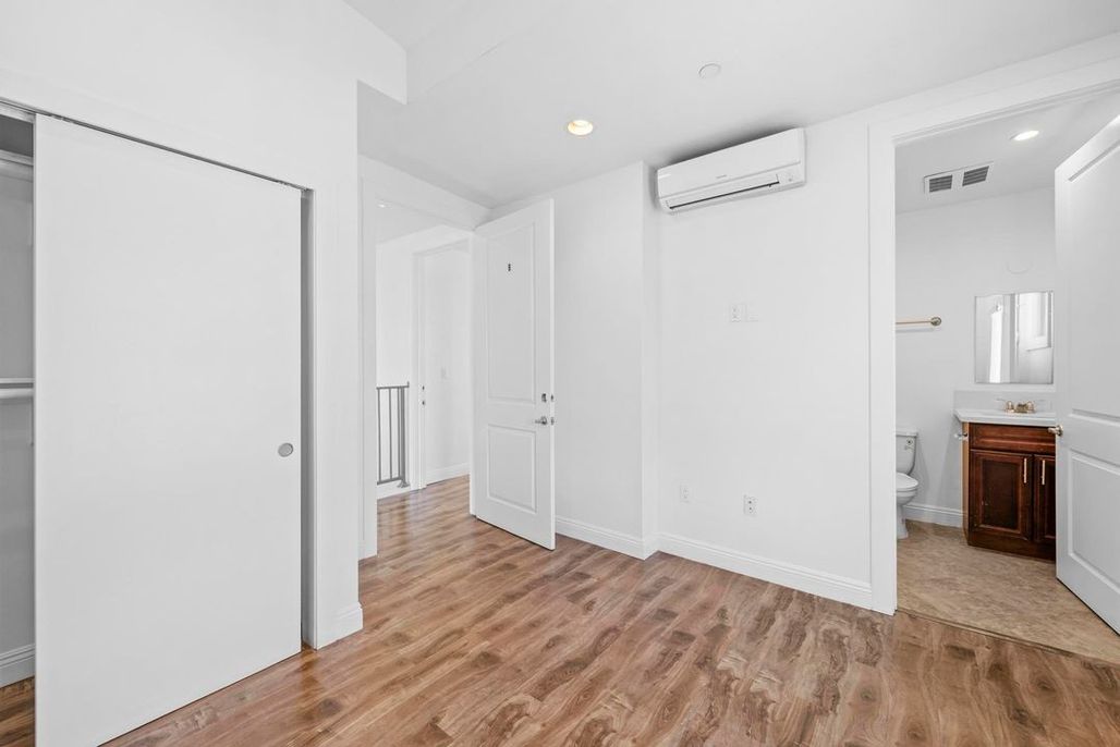 property for rent #71