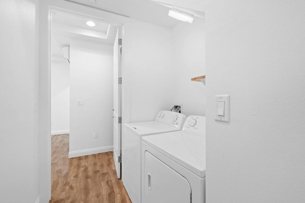 property for rent #81