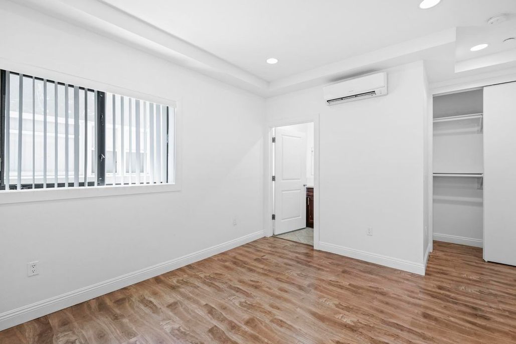 property for rent #73