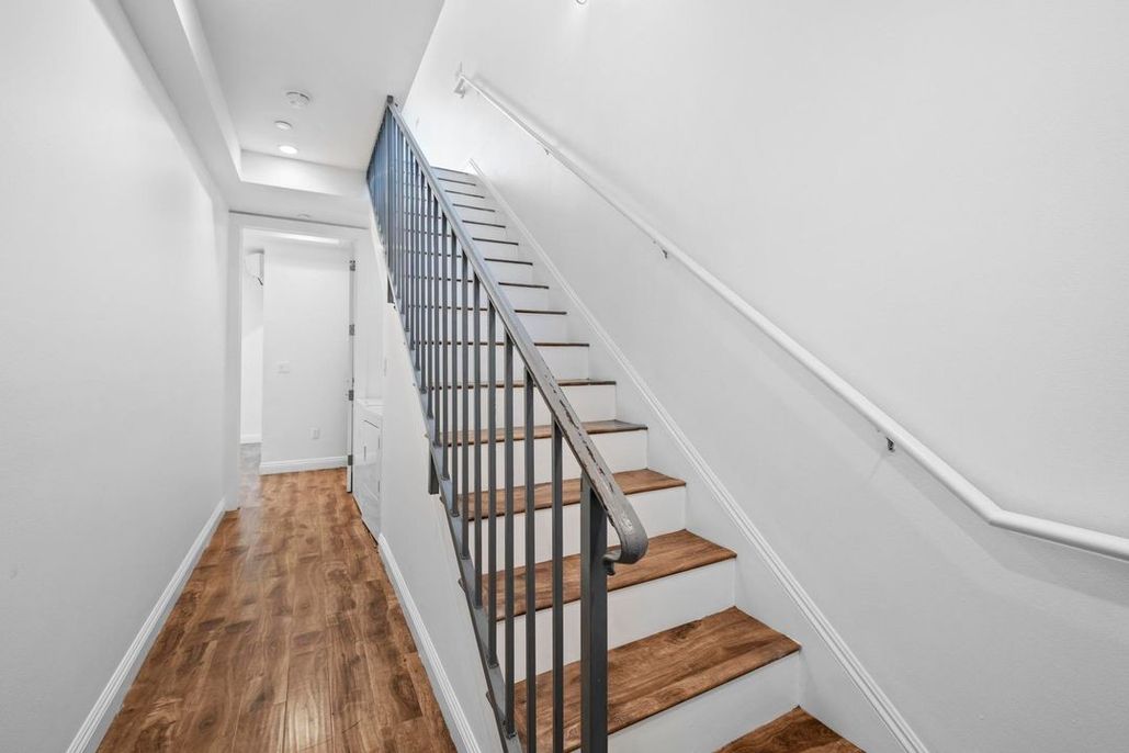 property for rent #78