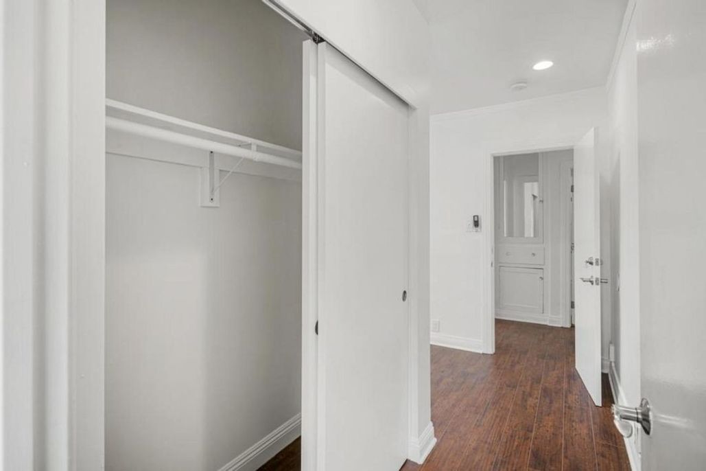 property for rent #13