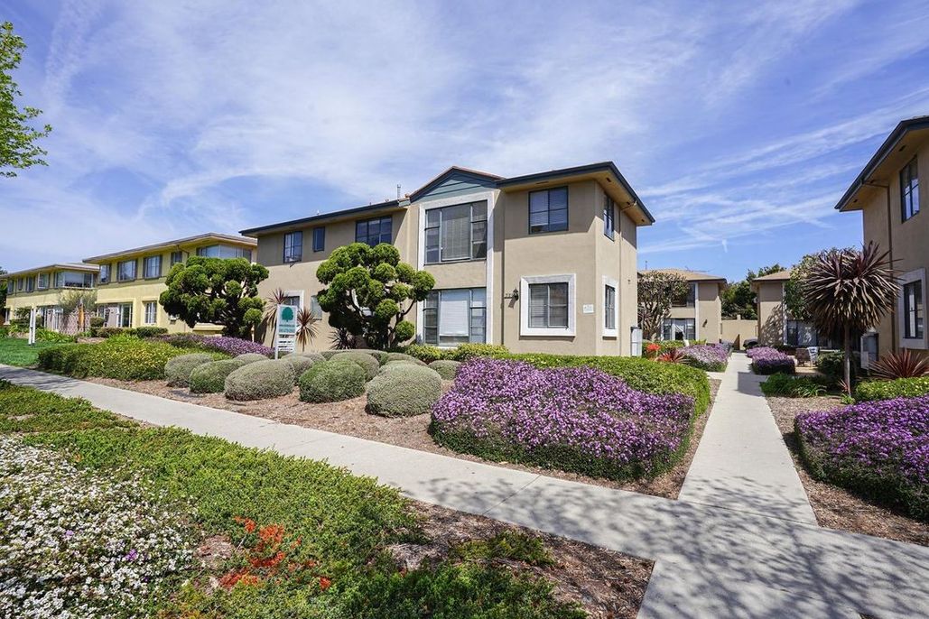 property for rent #1