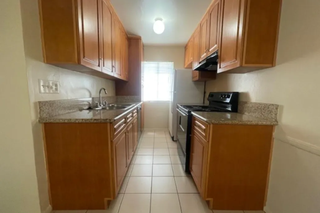 property for rent #4