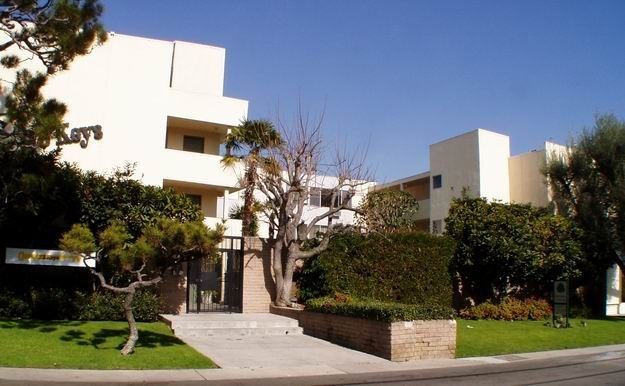 property for rent #1