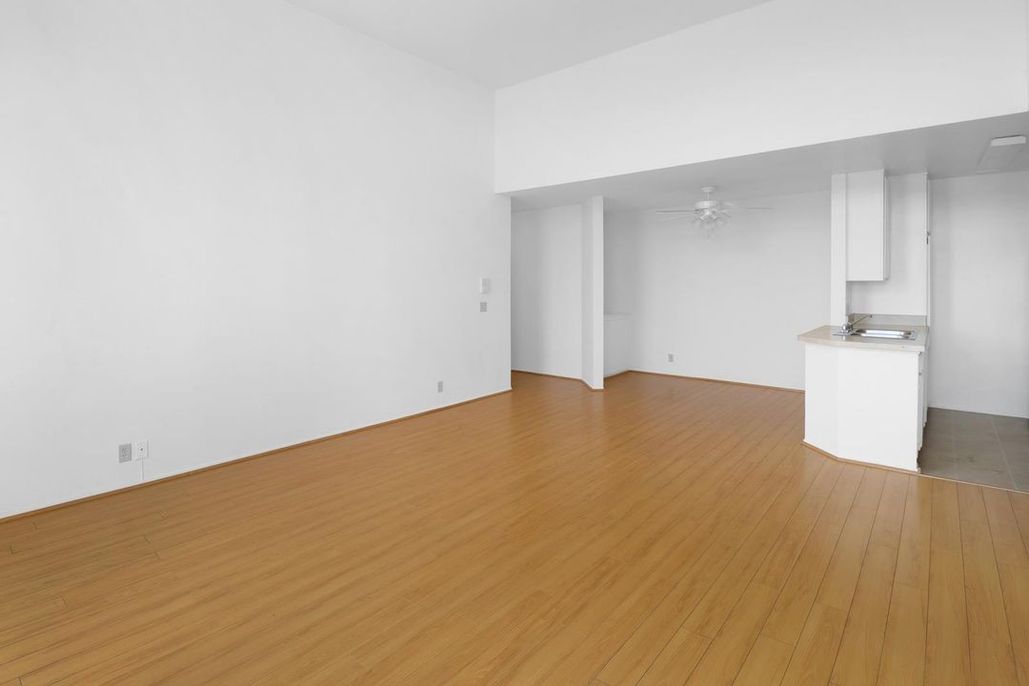 property for rent #7