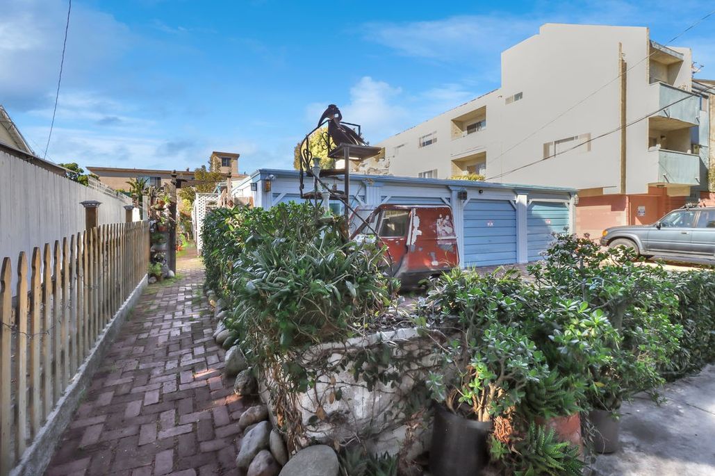 property for rent #2