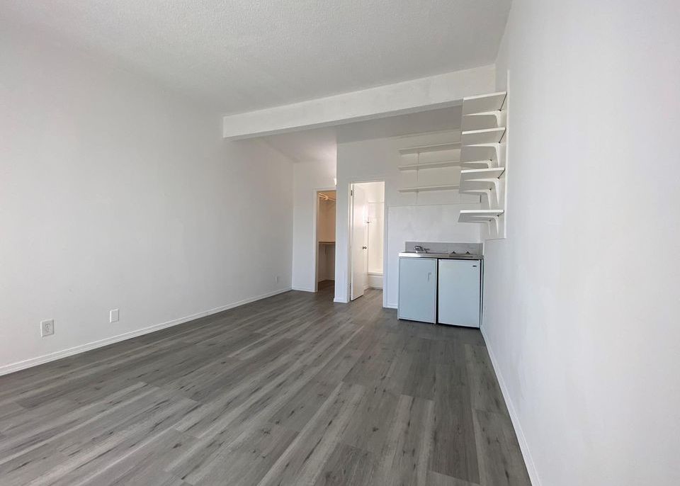property for rent #1