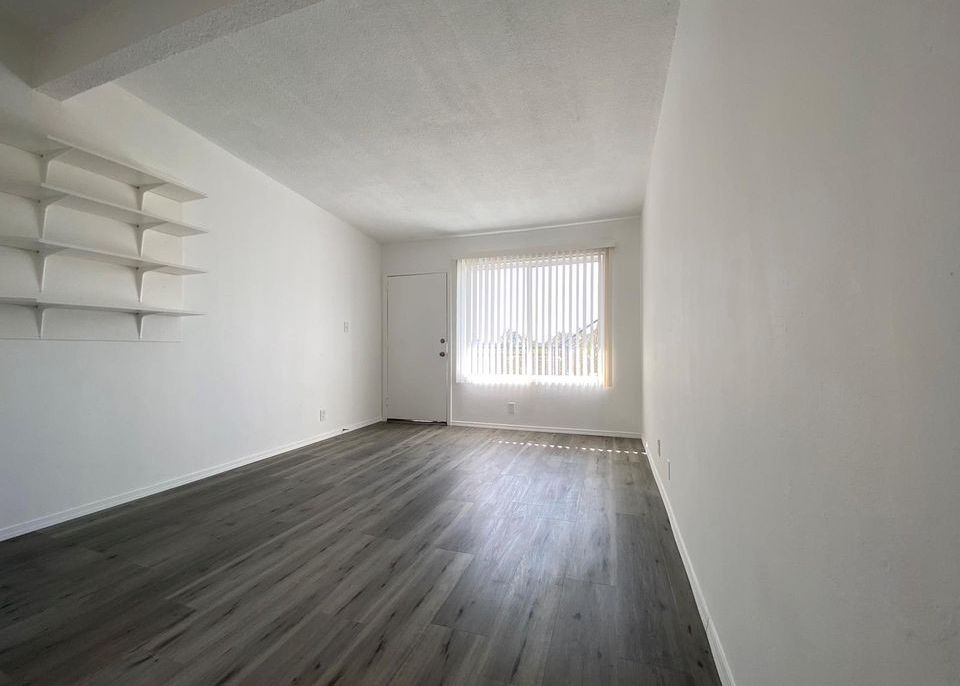 property for rent #3