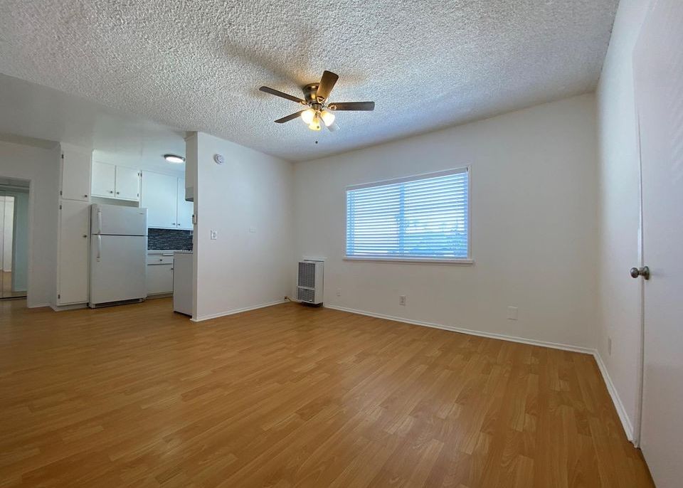 property for rent #4