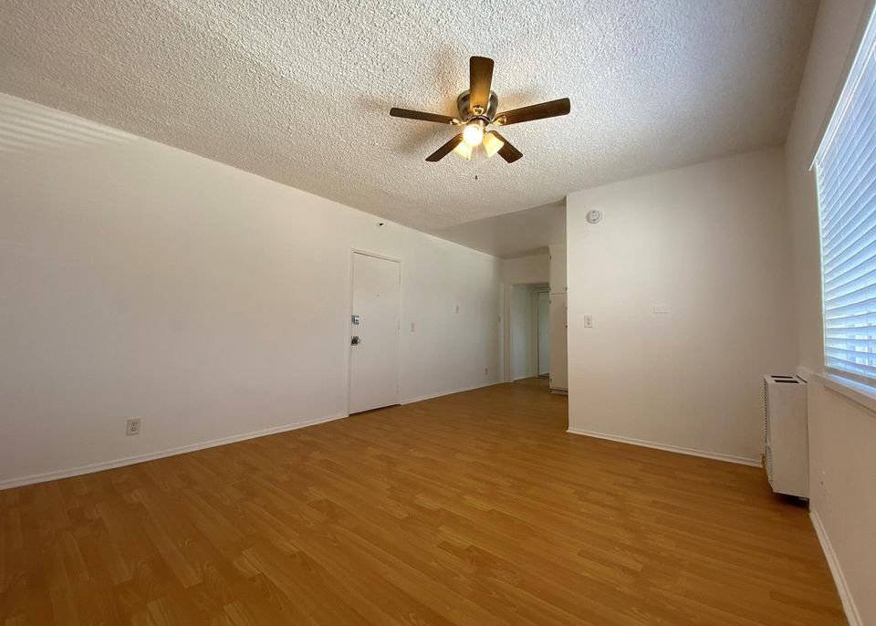 property for rent #5