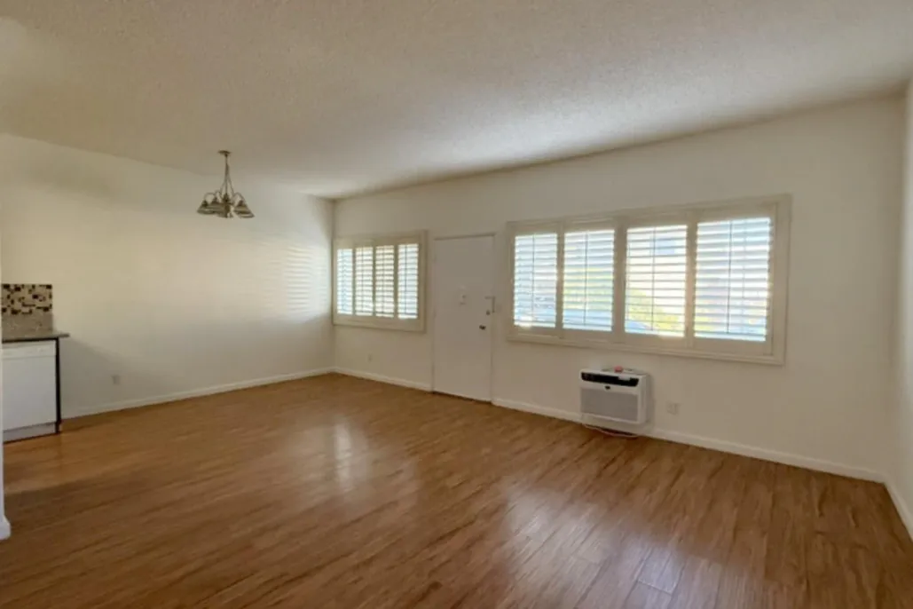 property for rent #1