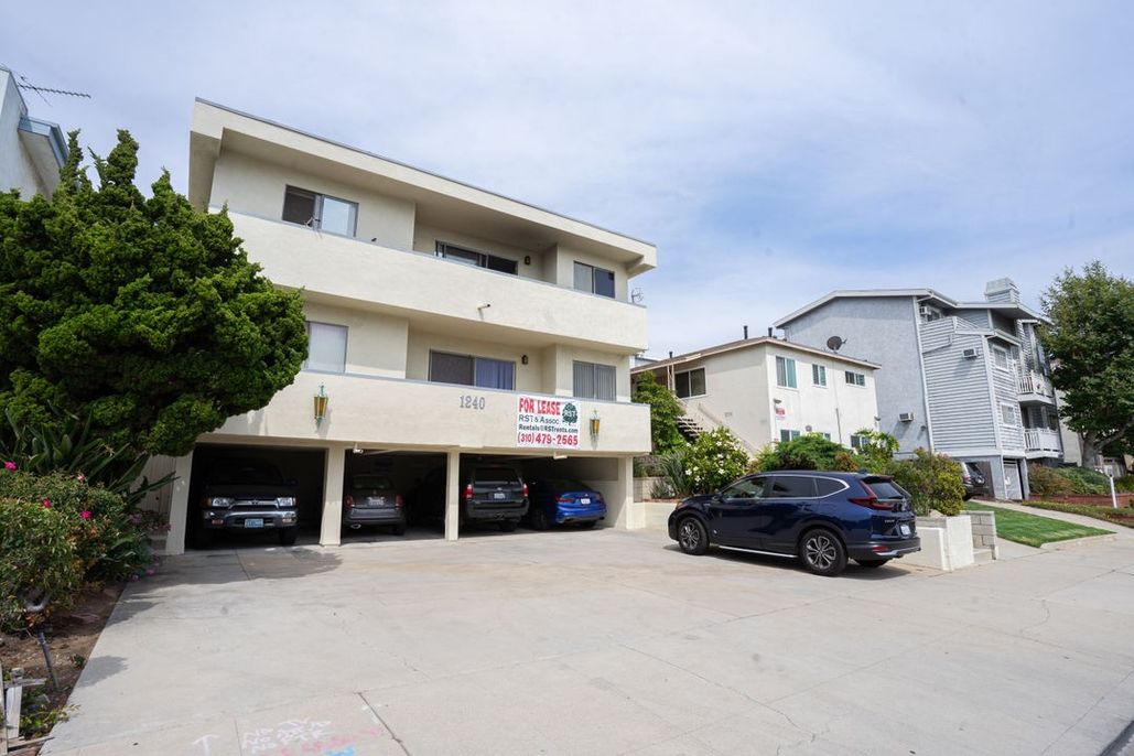 property for rent #1