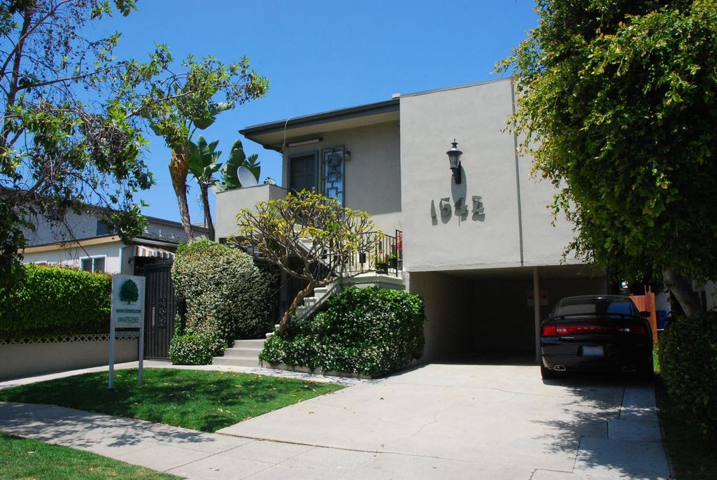 property for rent #1