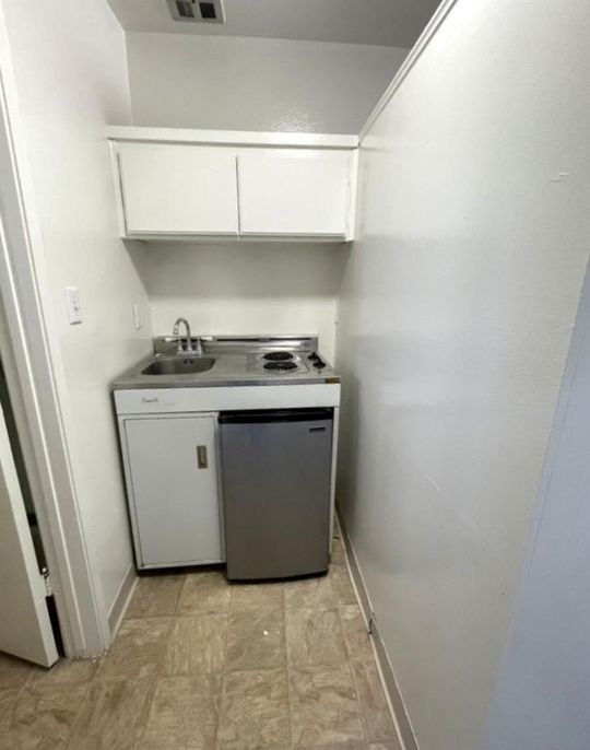 property for rent #5