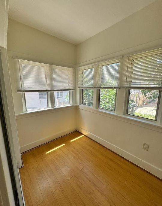 property for rent #4