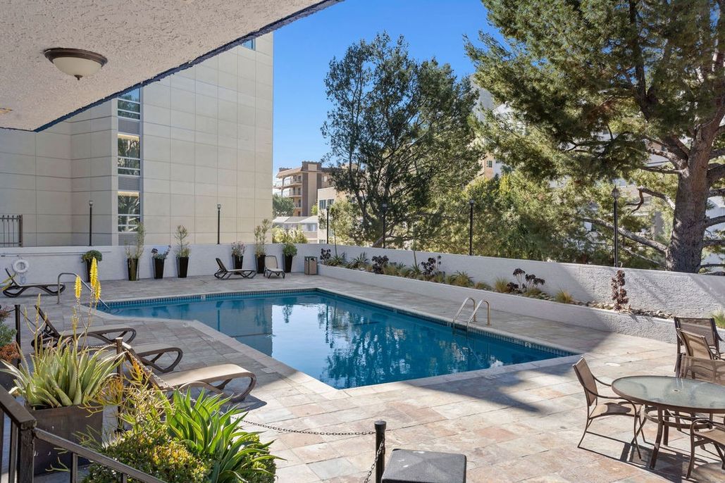 property for rent #1