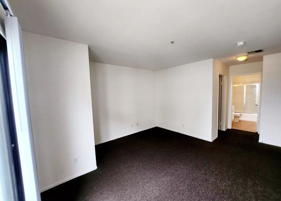 property for rent #7