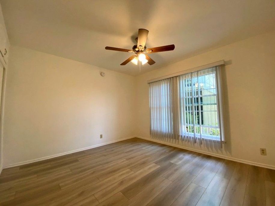 property for rent #7